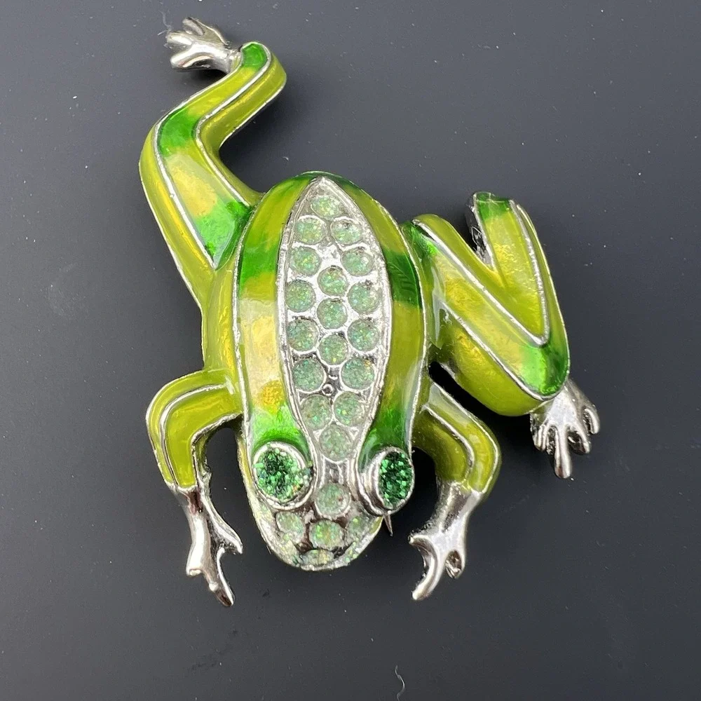 Tree Frog Brooch Green Enamel Rhinestone Vintage Amphibian Animal Pin